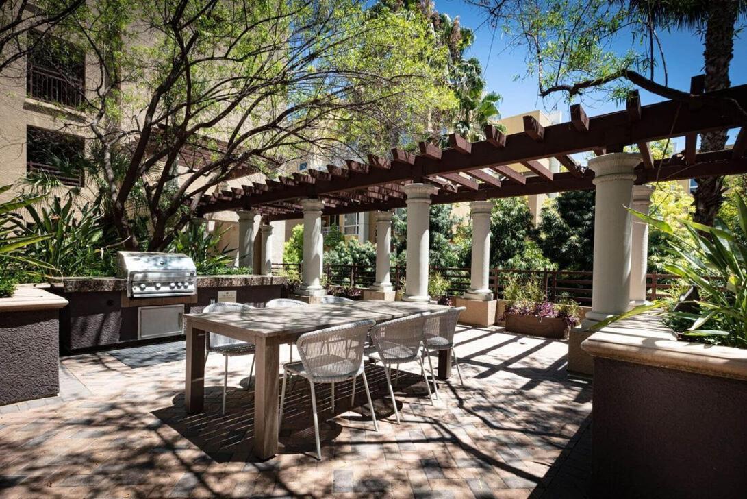 Woodland Hills Luxury Apt 2 Bed Ca Los Angeles Zewnętrze zdjęcie